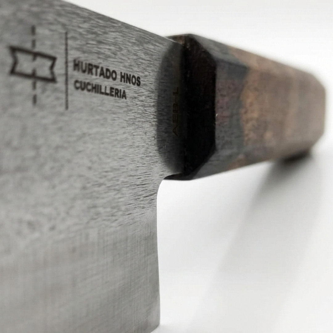 Cuchillo Nakiri de 7", hecho a mano.