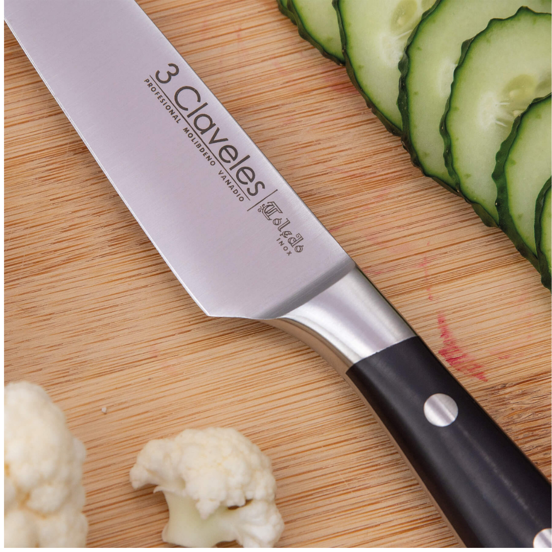 Cuchillo Oficio 5" - 3 Claveles Toledo