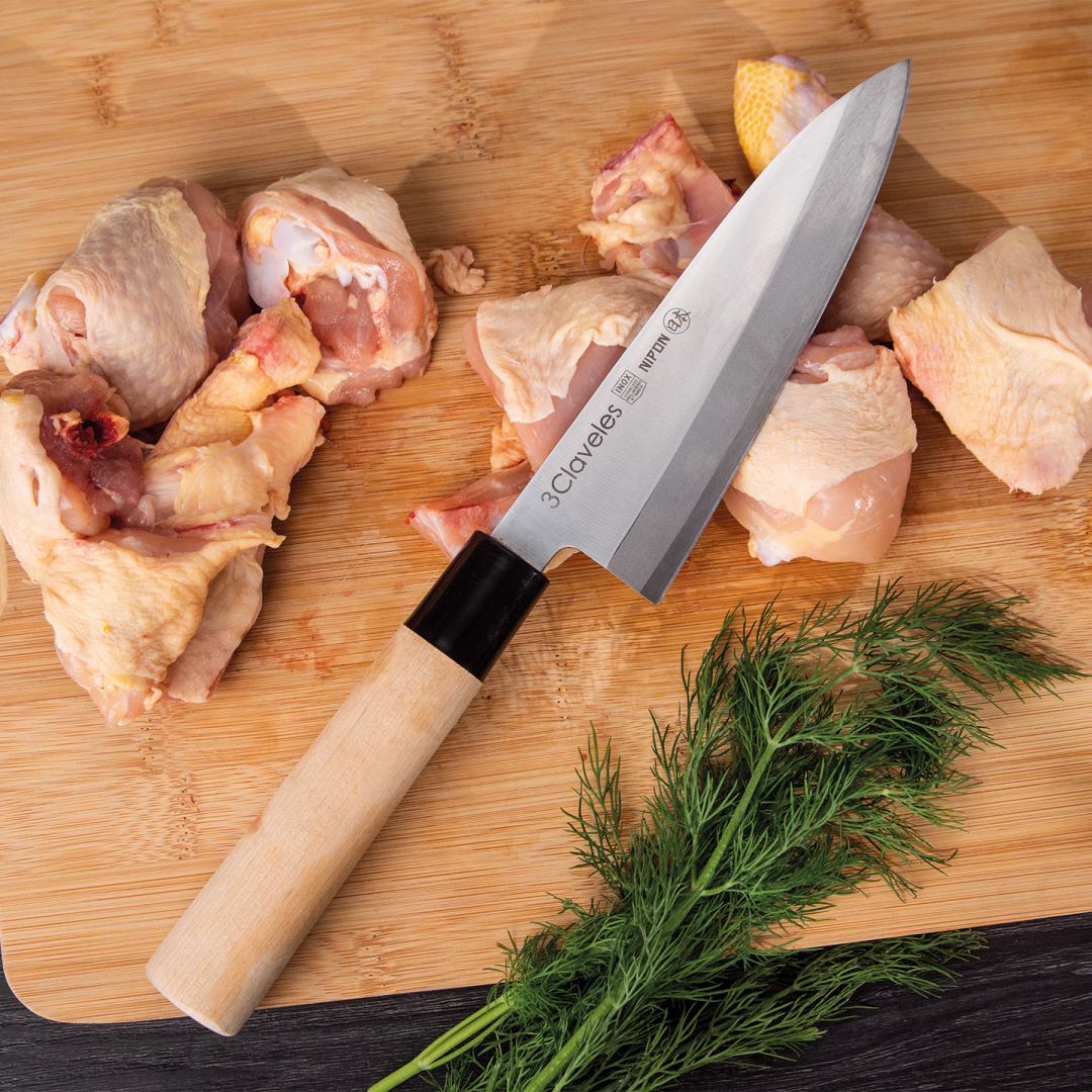 Cuchillo Nipón Deba 21cm - 3 Claveles