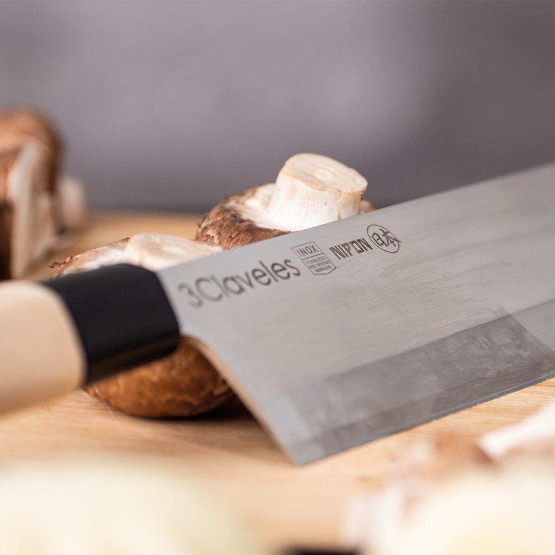 Cuchillo Nipón Usuba 18 cm - 3 Claveles