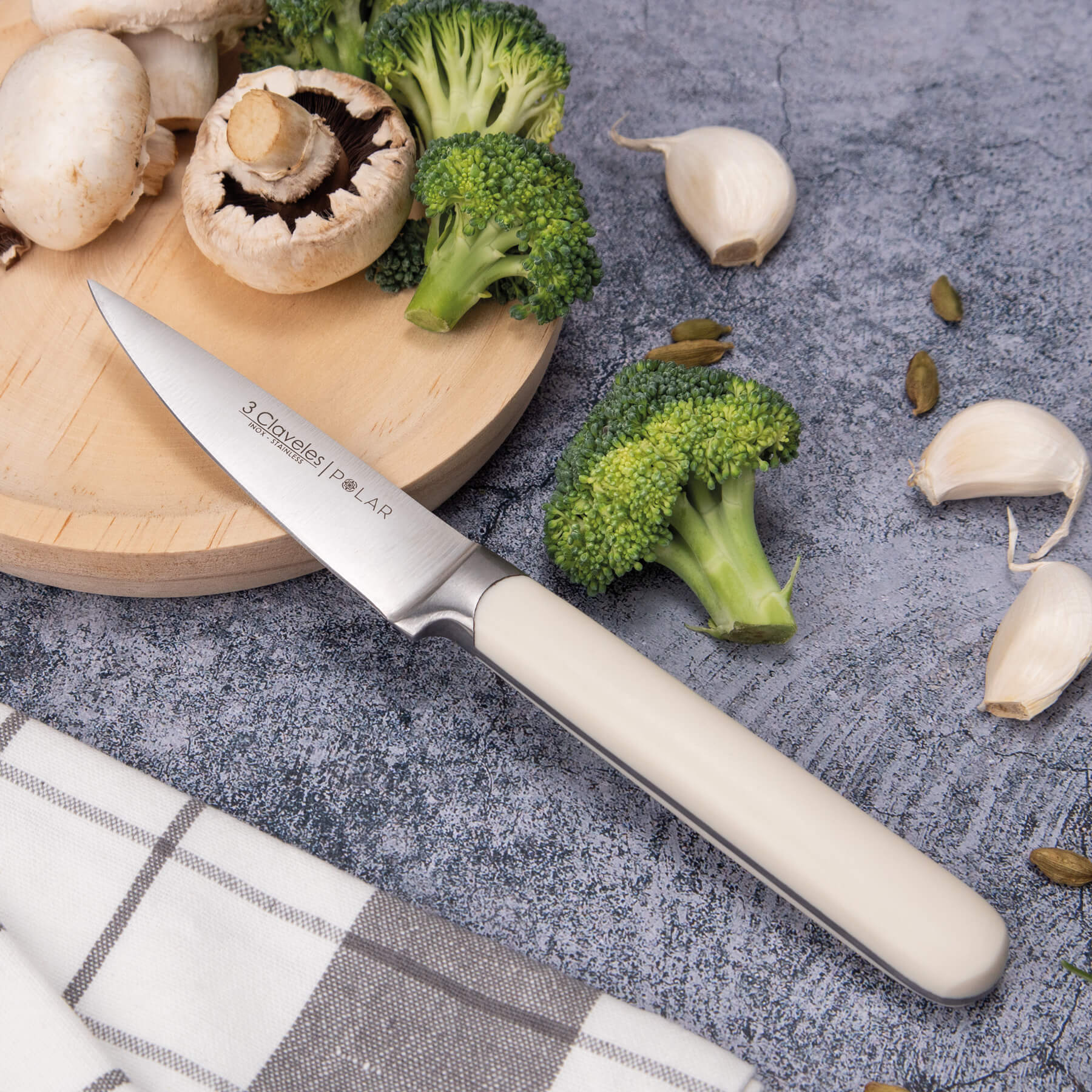 Cuchillo Oficio 3.5" - 3 Claveles Polar