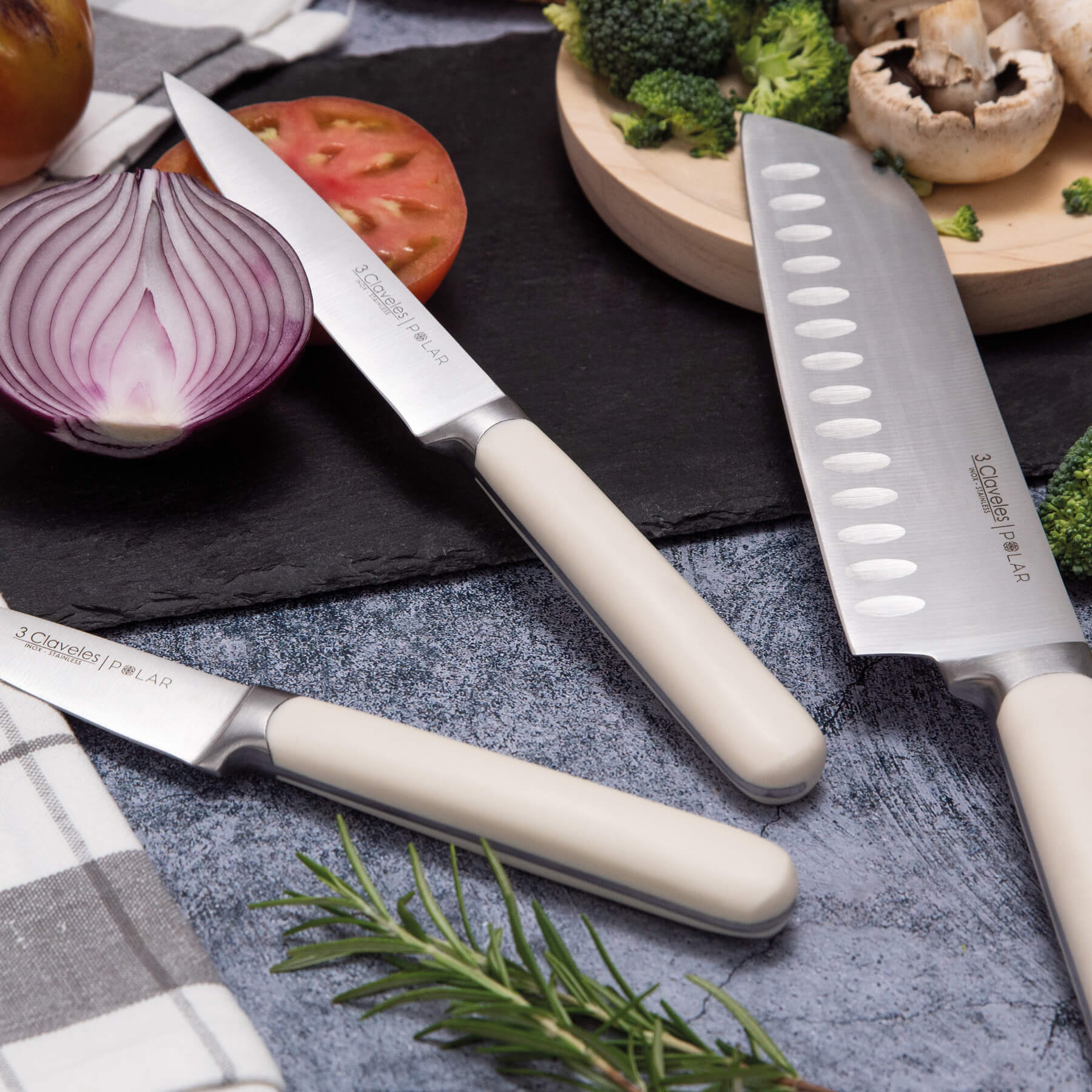 Cuchillo Oficio 5" - 3 Claveles Polar