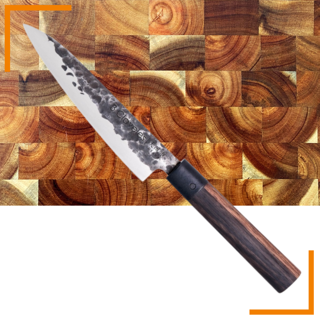 Cuchillo Oficio 6.5″ – 3 Claveles Osaka