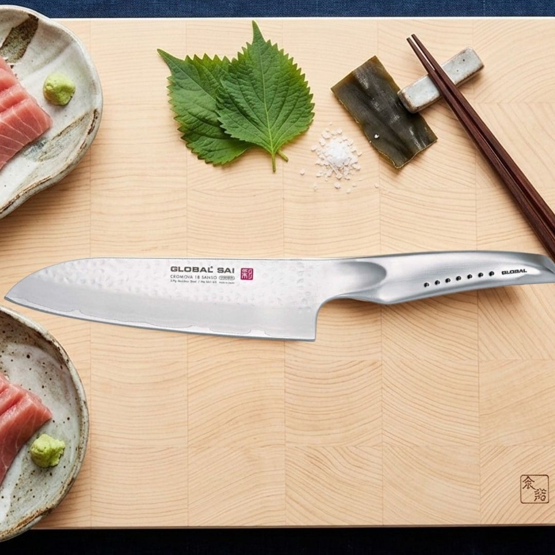 Cuchillo Santoku Global SAI-03