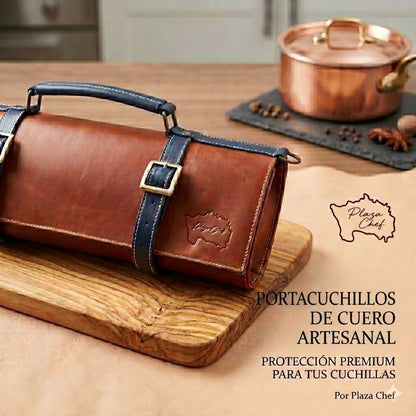 Porta cuchillos de cuero color marrón y azul.