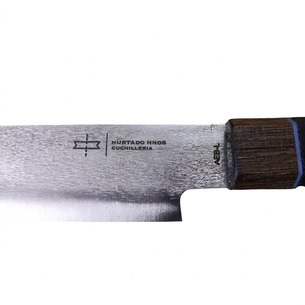 Cuchillo Gyuto de 8", hecho a mano.